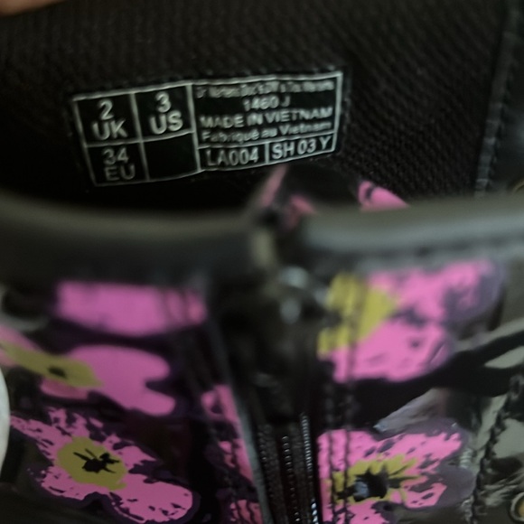 Dr. Martens Kids' 1460 Floral Lace-Up Boot - Picture 9 of 11